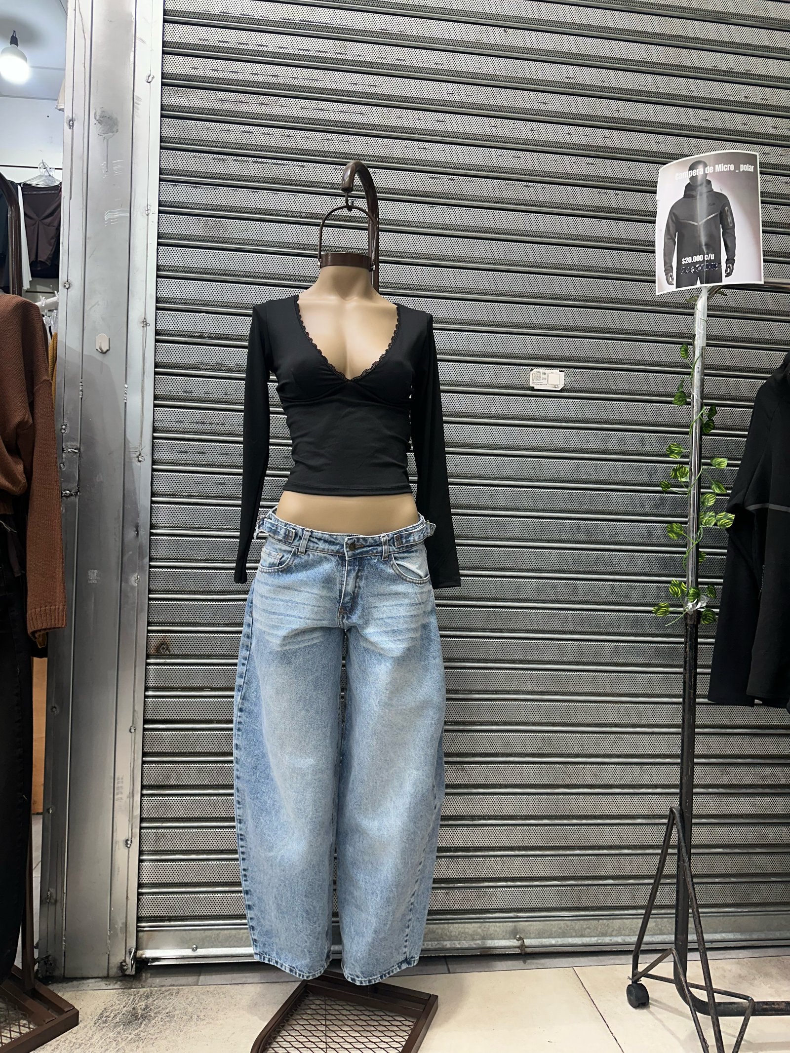 BAGGY CELESTE LOCALIZADO - clothesbylolitas