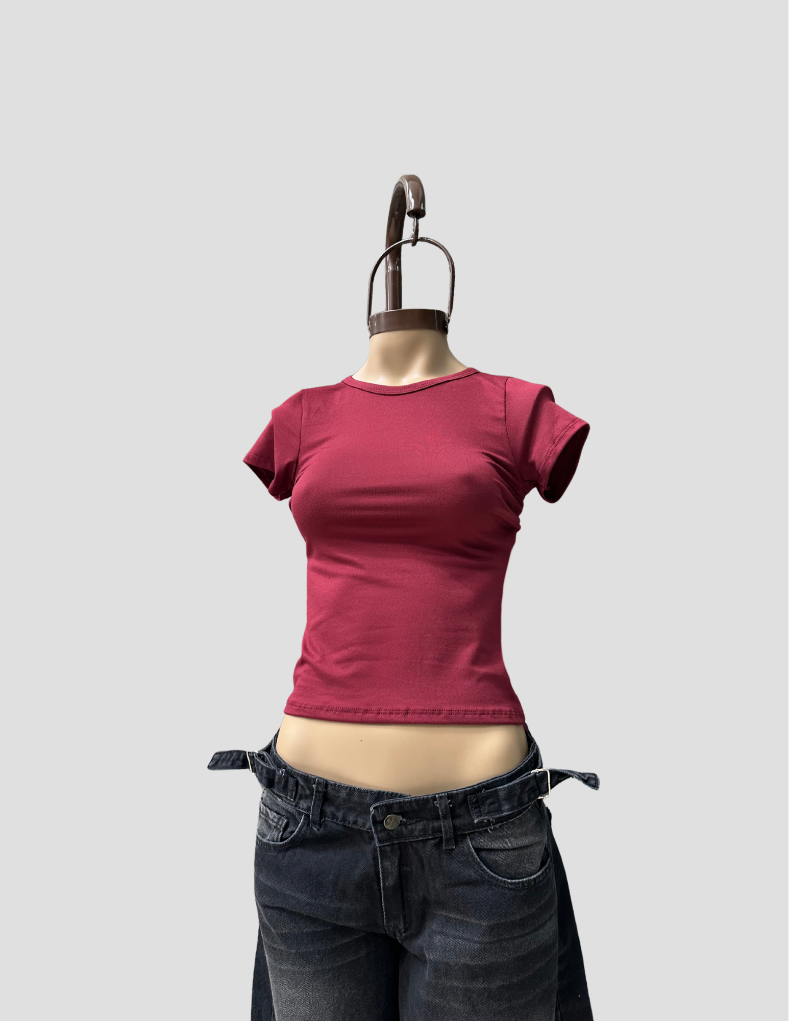 REMERA BASIC CUELLO REDONDO - clothesbylolitas