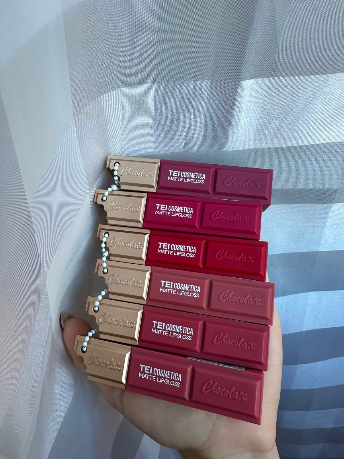 LIP MATTE OLOR CHOCOLATE · LIP MATTE OLOR A CHOCOLATE